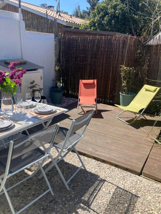 Studio Avec Grande Terrasse Et Jardin Privatif Au Pyla La Teste-de-Buch Luaran gambar